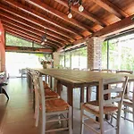 Gorgeous In Holiday home *
