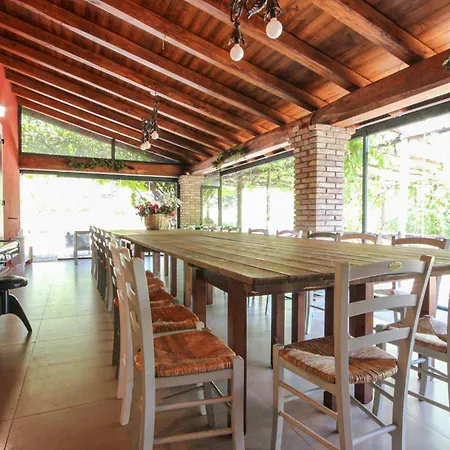 Gorgeous In Prázdninový dům *